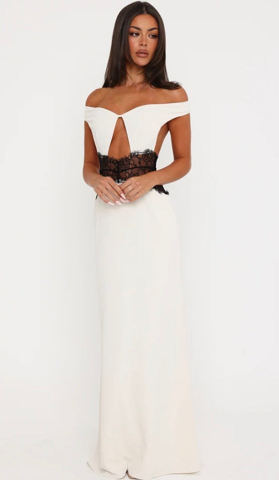White Fox Breaking the Internet Maxi Dress